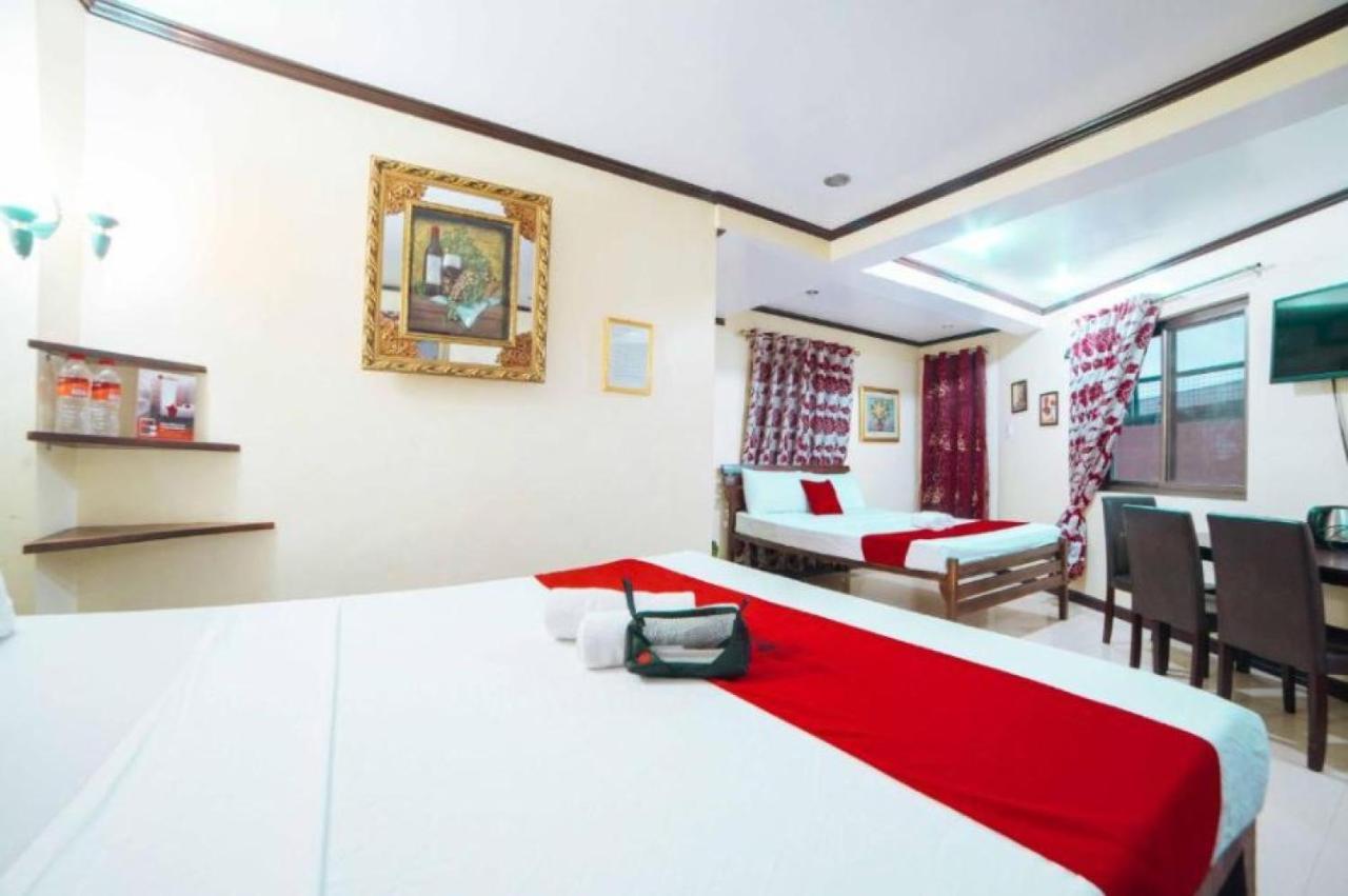 Hotel Reddoorz At Tagaytay Road Tagaytay City Exterior foto